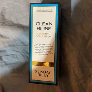 Sunday Riley Clean rinse clarifying scalp serum